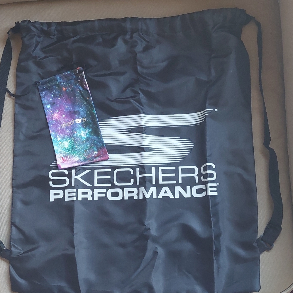 2 drawstring Skechers bags